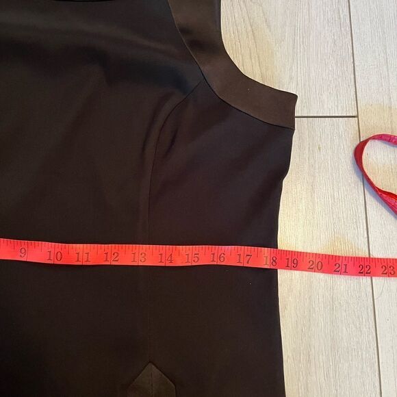 90s vintage black high neck structured tank top - Picture 9 of 10